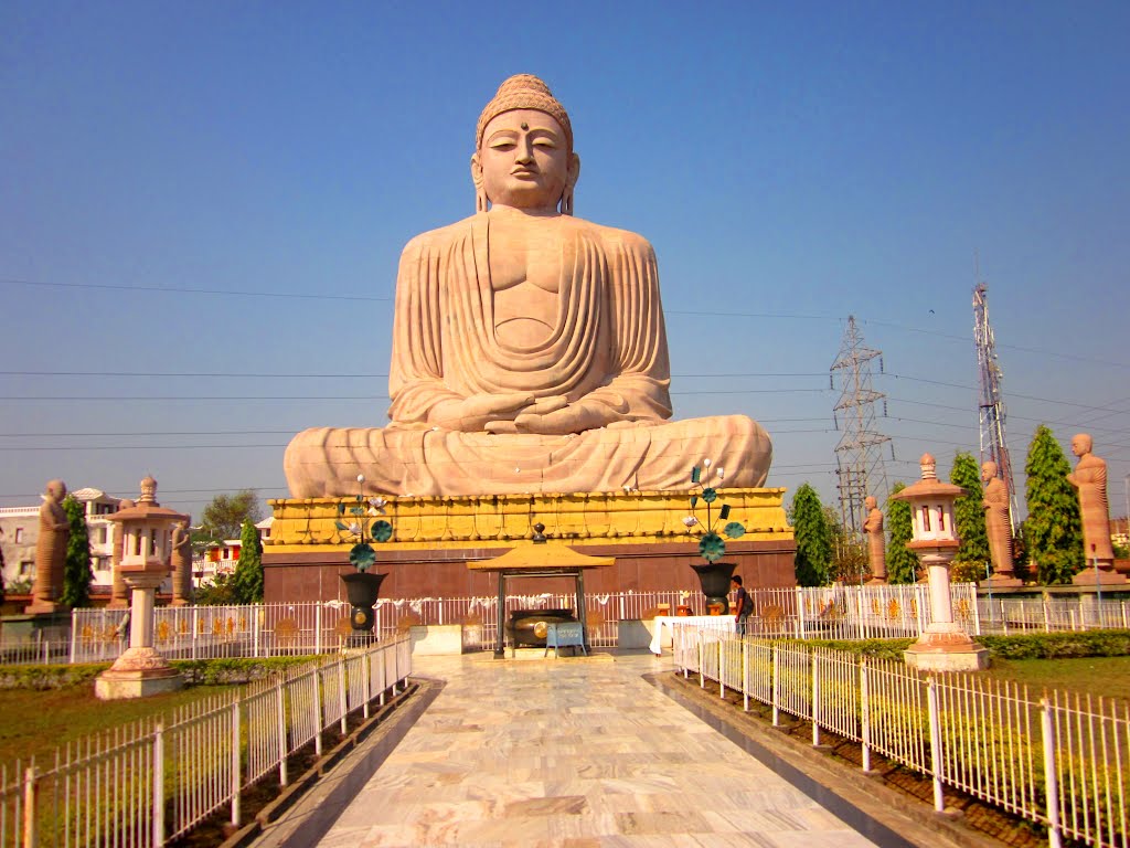 Aegiscabs 1105301435bodh-gaya.jpg