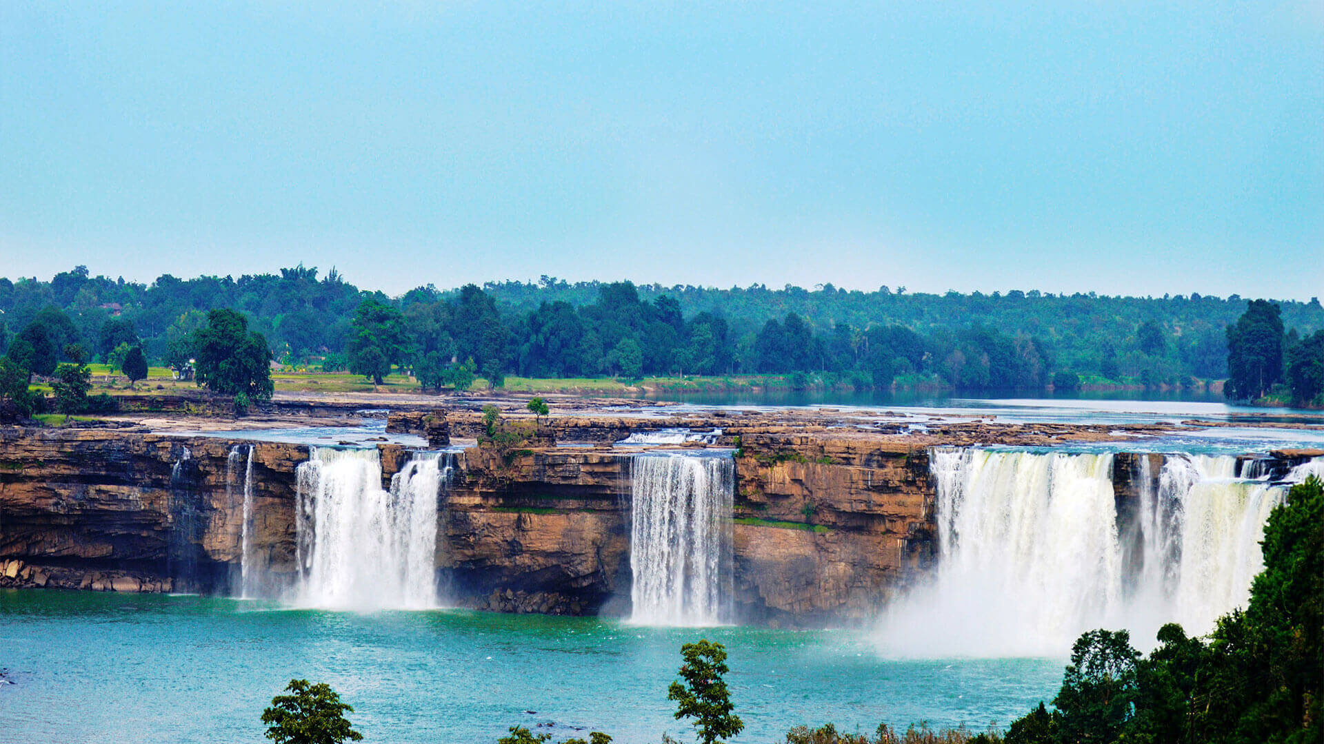 Aegiscabs 1155768138Chitrakoot_waterfalls.jpg